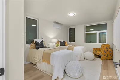 910 15th Avenue, Seattle, WA 98122 - Photo 24