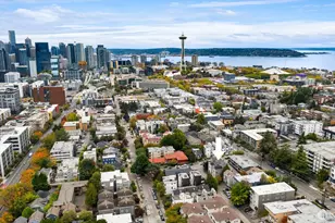556 Highland Dr, Seattle, WA 98109 - Photo 30