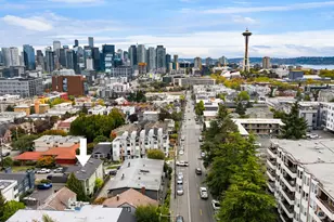 556 Highland Dr, Seattle, WA 98109 - Photo 26