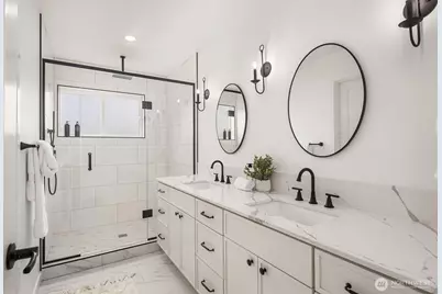 8018 24th Avenue NW, Seattle, WA 98117 - Photo 20