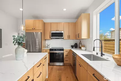 8018 24th Avenue NW, Seattle, WA 98117 - Photo 14