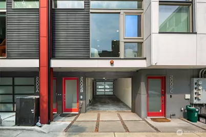 2005 E Denny Way #B, Seattle, WA 98122 - Photo 2