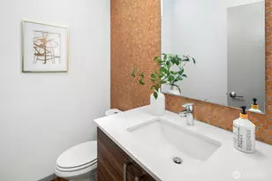 2005 E Denny Way, Seattle, WA 98122 - Photo 10