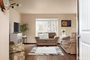 942 Walker Heights Pl, Oak Harbor, WA 98277 - Photo 4