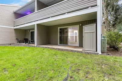 12510 NE 130th Way #B106, Kirkland, WA 98034 - Photo 16