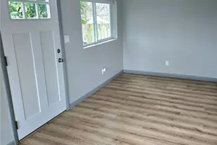 1205 Cedar St, Raymond, WA 98577 - Photo 6