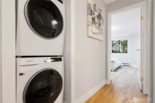 10401 NE 32nd Pl, Bellevue, WA 98004 - Photo 24