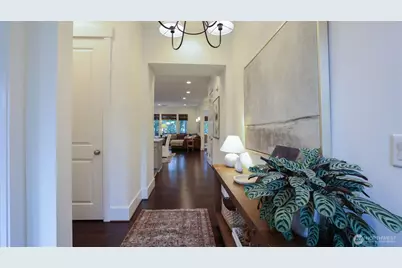 629 Field Place NE, Renton, WA 98059 - Photo 2