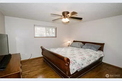 22014 54th Avenue W, Mountlake Terrace, WA 98043 - Photo 24