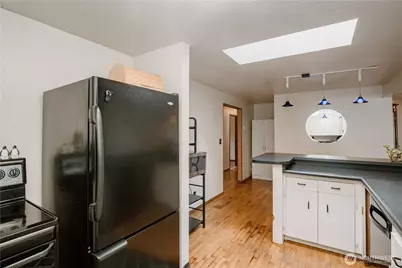 22014 54th Avenue W, Mountlake Terrace, WA 98043 - Photo 12