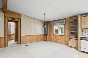 1555 Kimberly Ave E, Enumclaw, WA 98022 - Photo 12