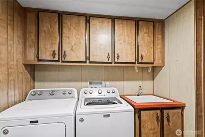 1555 Kimberly Avenue E, Enumclaw, WA 98022 - Photo 22