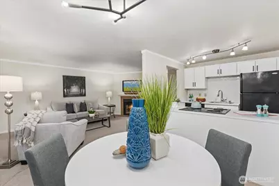 19855 25th Avenue NE #207, Shoreline, WA 98155 - Photo 8