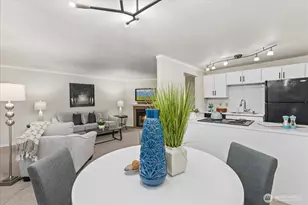 19855 25th Ave NE, Shoreline, WA 98155 - Photo 8