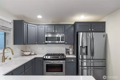 1749 NW 59th Street #A, Seattle, WA 98107 - Photo 16