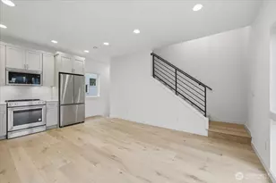 7320 11th Ave NE, Seattle, WA 98115 - Photo 10