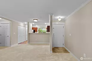 25025 SE Klahanie Blvd, Issaquah, WA 98029 - Photo 2