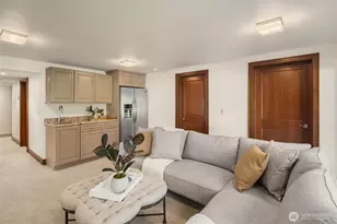 10250 SE 21st St, Bellevue, WA 98004 - Photo 28