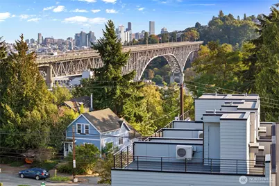 3607 Linden Avenue N, Seattle, WA 98103 - Photo 6