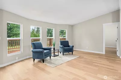 21221 129th Street Ct E, Bonney Lake, WA 98391 - Photo 4