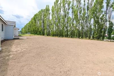 607 N Oak Street, Tieton, WA 98947 - Photo 26