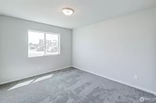 607 N Oak St, Tieton, WA 98947 - Photo 6