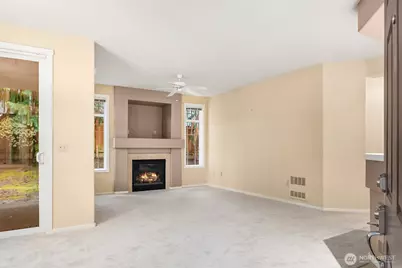 4325 NE 5th Court #C101, Renton, WA 98059 - Photo 4