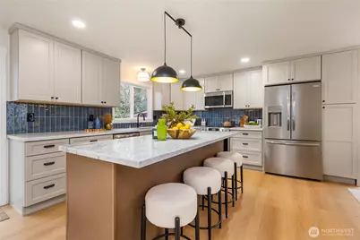 4709 NE 18th Street, Renton, WA 98059 - Photo 4