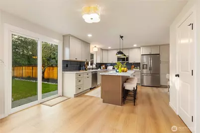 4709 NE 18th Street, Renton, WA 98059 - Photo 12