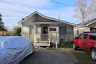 9638 D St E, Tacoma, WA 98445 - Photo 2