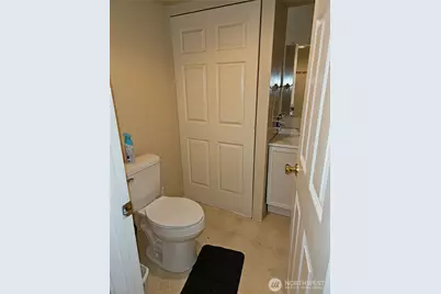 9638 D Street E, Tacoma, WA 98445 - Photo 8