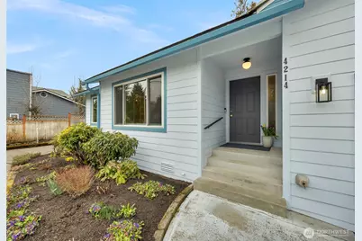 4214 NE 2nd Street, Renton, WA 98059 - Photo 2