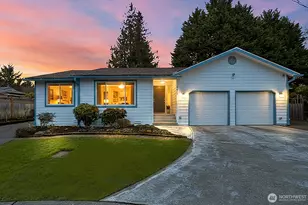 4214 NE 2nd St, Renton, WA 98059 - Photo 1