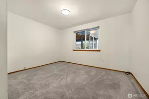 4214 NE 2nd St, Renton, WA 98059 - Photo 16