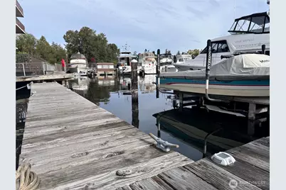9050 Seward Park Avenue S #29, Seattle, WA 98118 - Photo 16