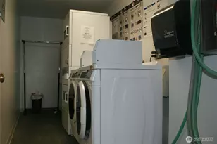 9050 Seward Park Ave S, Seattle, WA 98118 - Photo 22