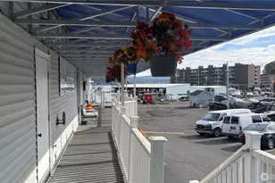 9050 Seward Park Ave S, Seattle, WA 98118 - Photo 32