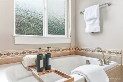 5205 NE 10th Street, Renton, WA 98059 - Photo 16