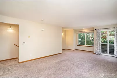 10710 Whitman Avenue N #B, Seattle, WA 98133 - Photo 10