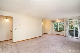 10710 Whitman Ave N, Seattle, WA 98133 - Photo 10