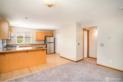 10710 Whitman Avenue N #B, Seattle, WA 98133 - Photo 4