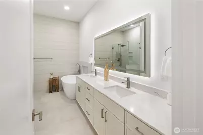 15604 48th Pl W, Edmonds, WA 98026 - Photo 16