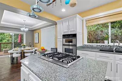 842 208th Ave NE, Sammamish, WA 98074 - Photo 10