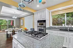 842 208th Ave NE, Sammamish, WA 98074 - Photo 10