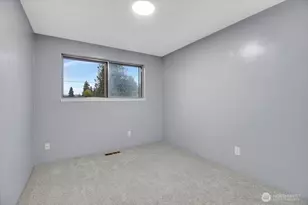 7313 228th St SW, Mountlake Terrace, WA 98043 - Photo 18