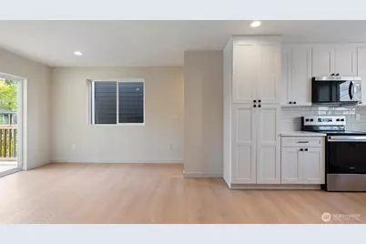 429 Legion Drive #C, Everett, WA 98201 - Photo 12