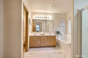 22817 SE 271st Pl, Maple Valley, WA 98038 - Photo 18