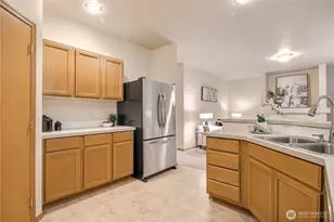 22817 SE 271st Pl, Maple Valley, WA 98038 - Photo 8