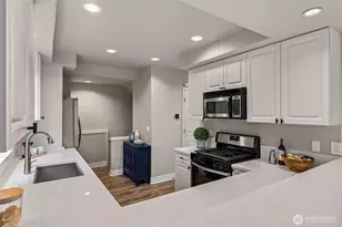 1203 5th Ave N, Seattle, WA 98109 - Photo 12