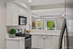 1203 5th Ave N, Seattle, WA 98109 - Photo 10